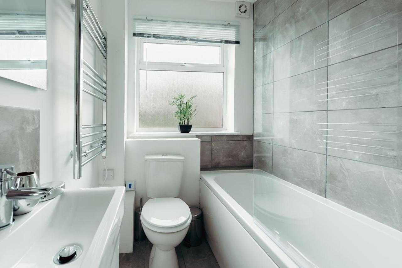 Arlan Apartments Comfort And Ease, Хинкли Экстерьер фото